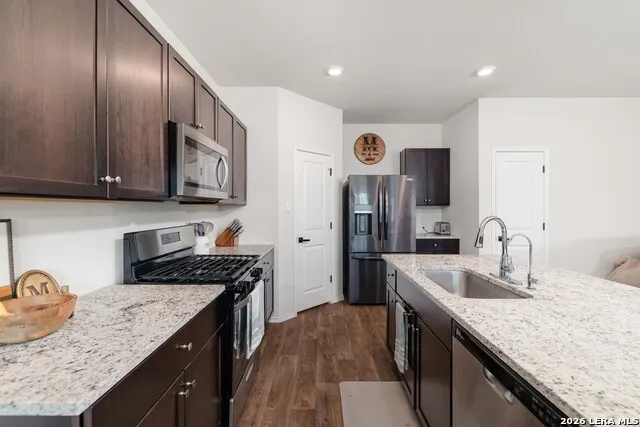 5024 Snap Hook San Antonio, TX 78261