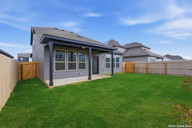 224 WILD CREEK RD Seguin, TX 78155