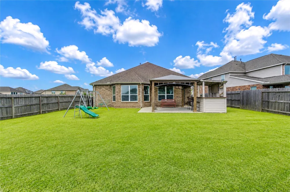 34 Indian Wells Drive Manvel, TX 77578