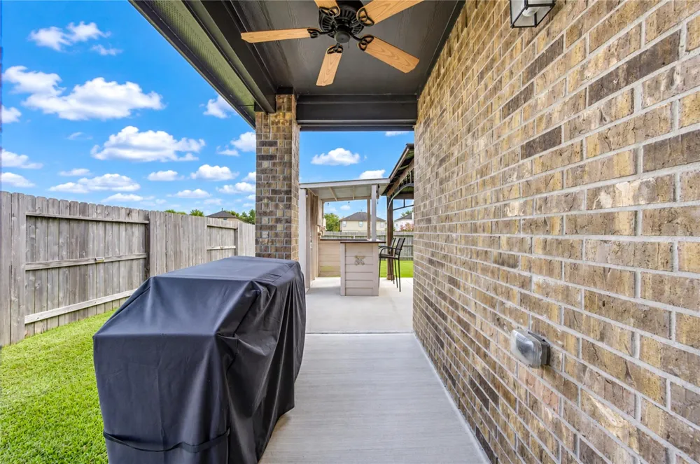 34 Indian Wells Drive Manvel, TX 77578