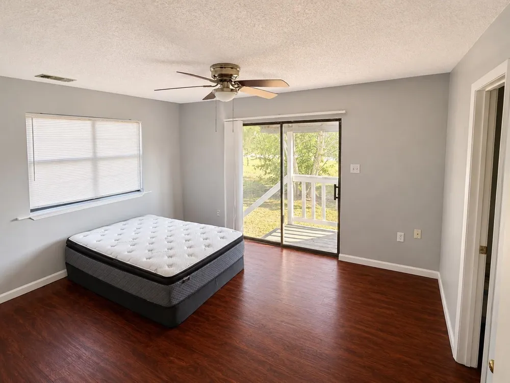 1036 15th Street Hempstead, TX 77445