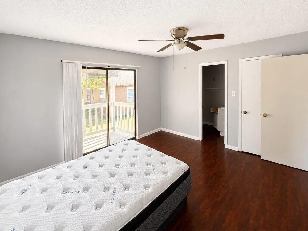 1036 15th Street Hempstead, TX 77445