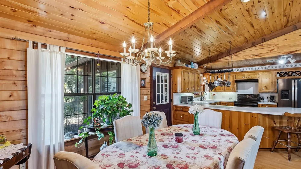 4797 County Road 416 Somerville, TX 77879