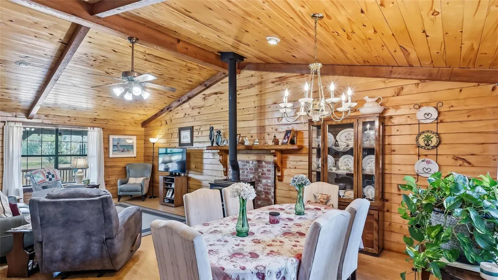 4797 County Road 416 Somerville, TX 77879