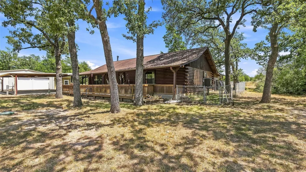 4797 County Road 416 Somerville, TX 77879