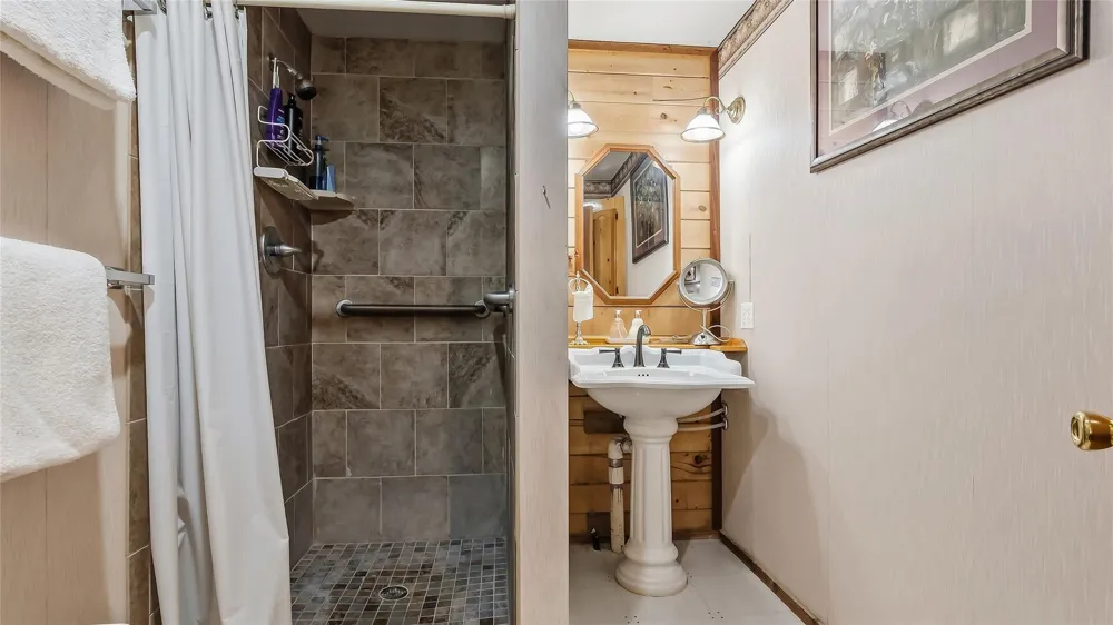 4797 County Road 416 Somerville, TX 77879