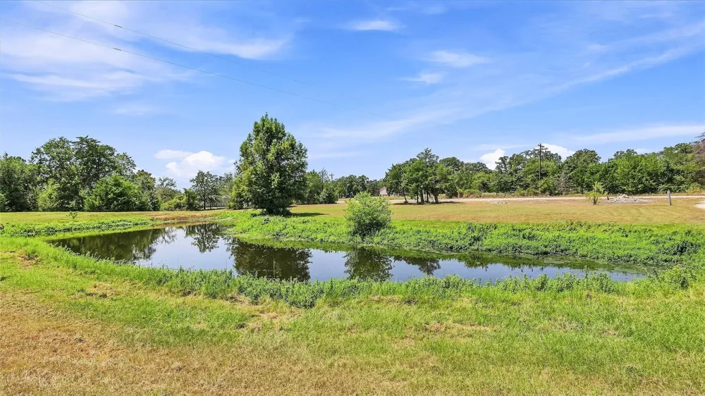 4797 County Road 416 Somerville, TX 77879
