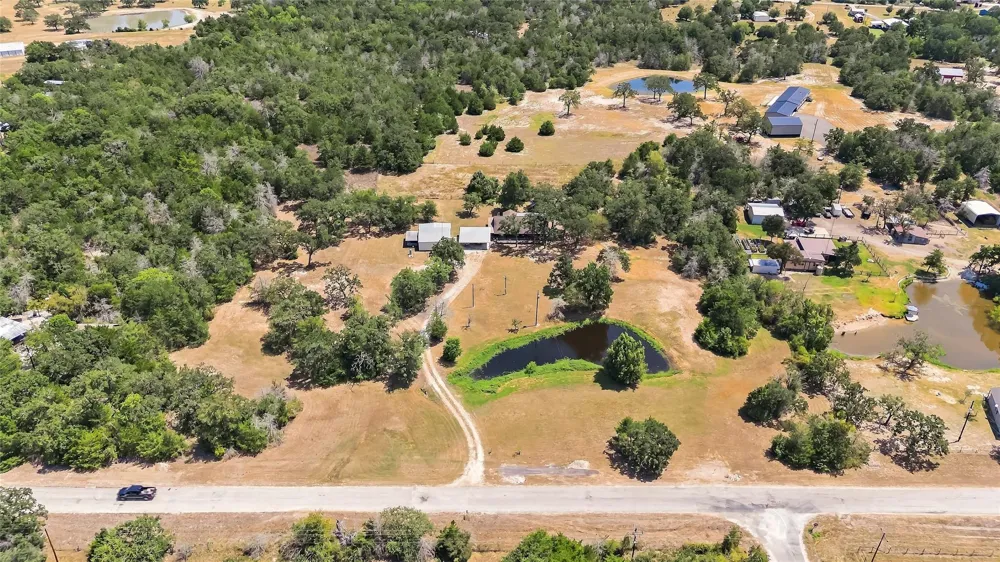 4797 County Road 416 Somerville, TX 77879
