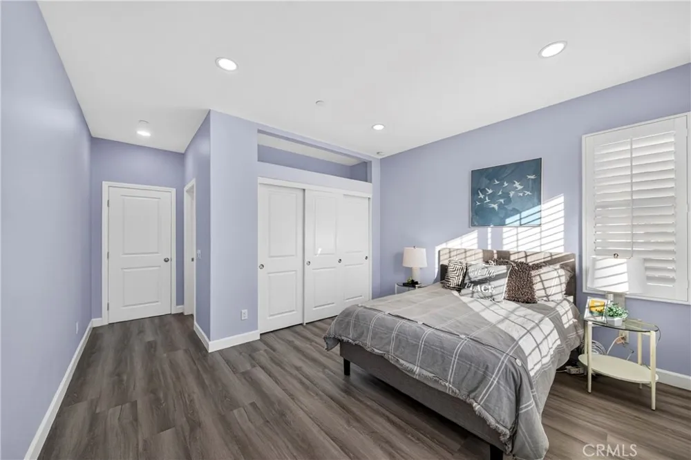 78 Melville Irvine, CA 92620