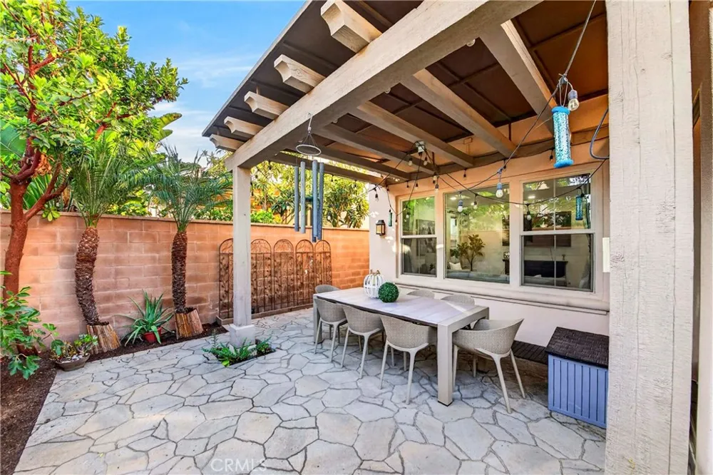 78 Melville Irvine, CA 92620