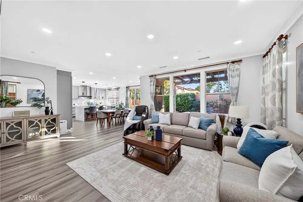 78 Melville Irvine, CA 92620