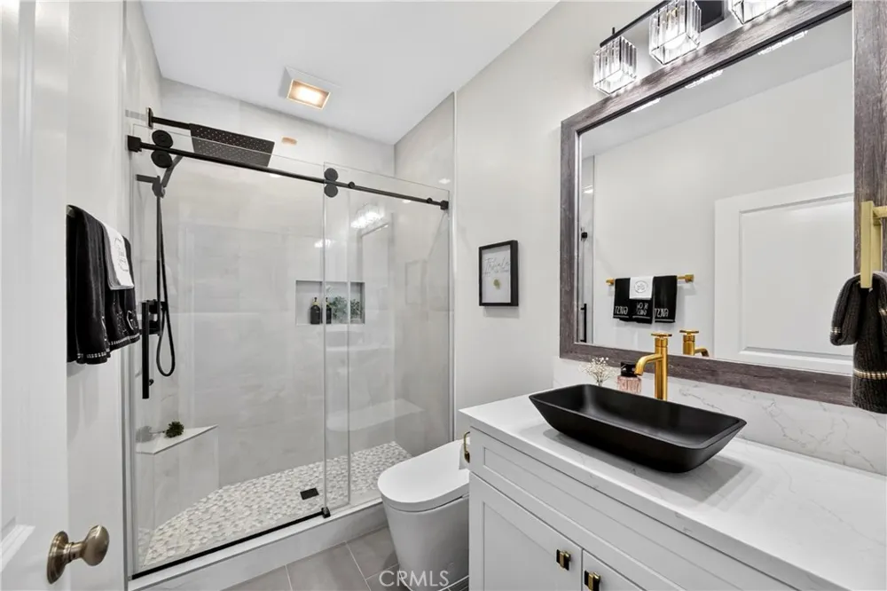 78 Melville Irvine, CA 92620