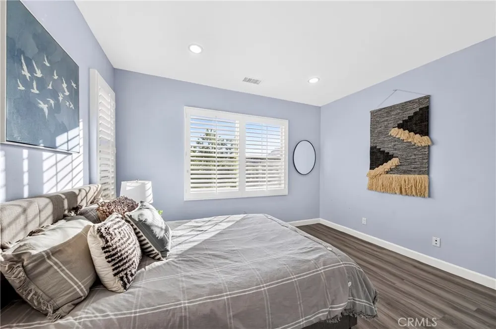 78 Melville Irvine, CA 92620