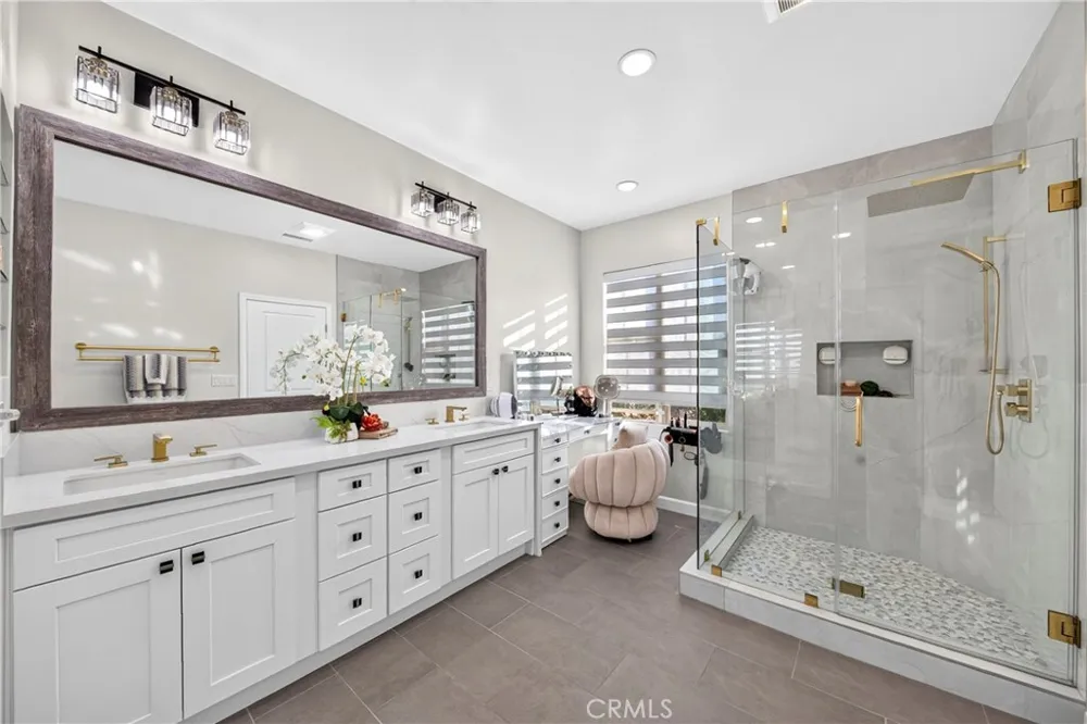 78 Melville Irvine, CA 92620