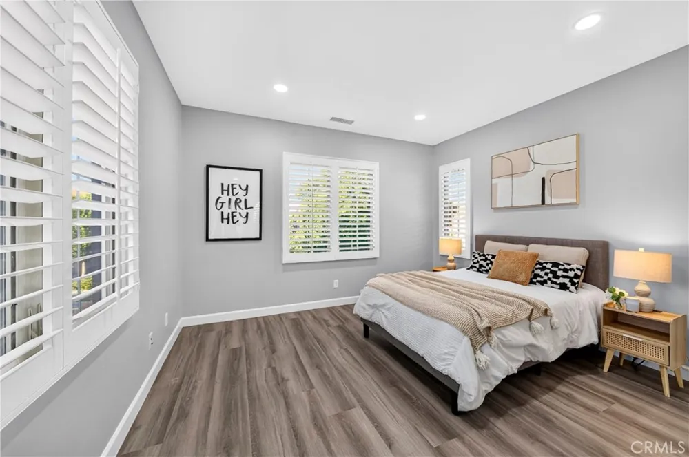 78 Melville Irvine, CA 92620