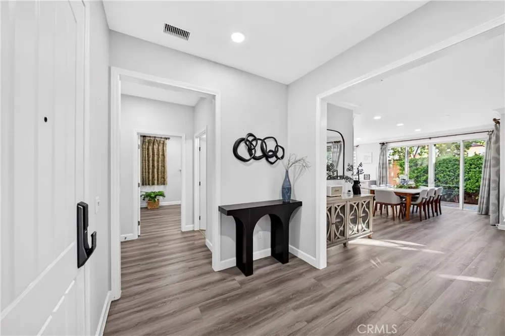 78 Melville Irvine, CA 92620