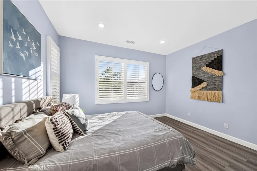 78 Melville Irvine, CA 92620