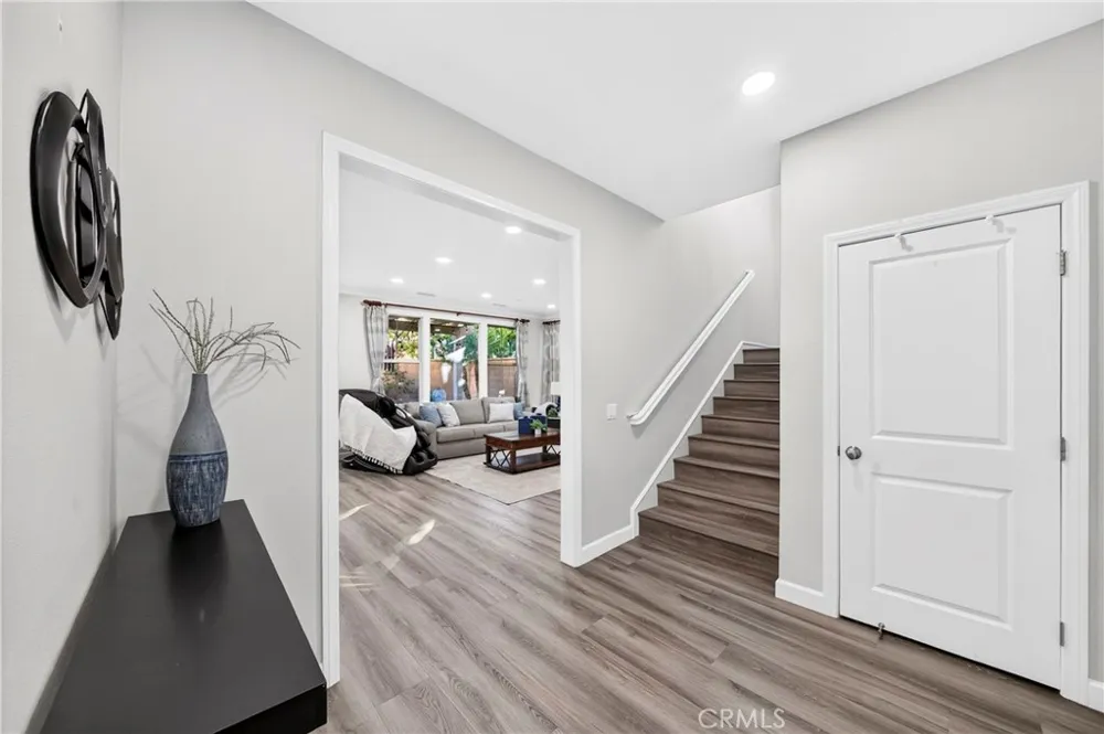 78 Melville Irvine, CA 92620