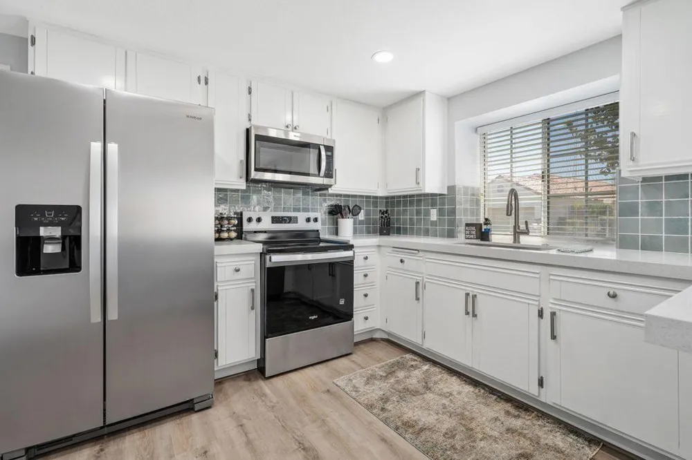 43954 ViA Granada Palm Desert, CA 92211