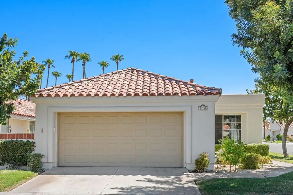43954 ViA Granada Palm Desert, CA 92211