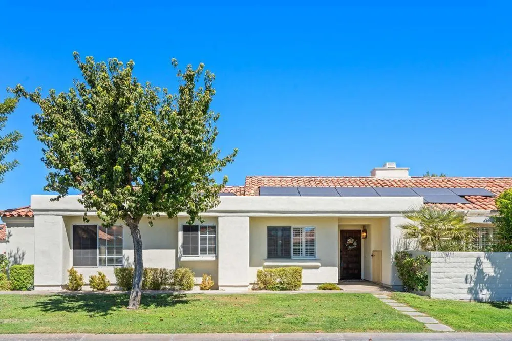 43954 ViA Granada Palm Desert, CA 92211