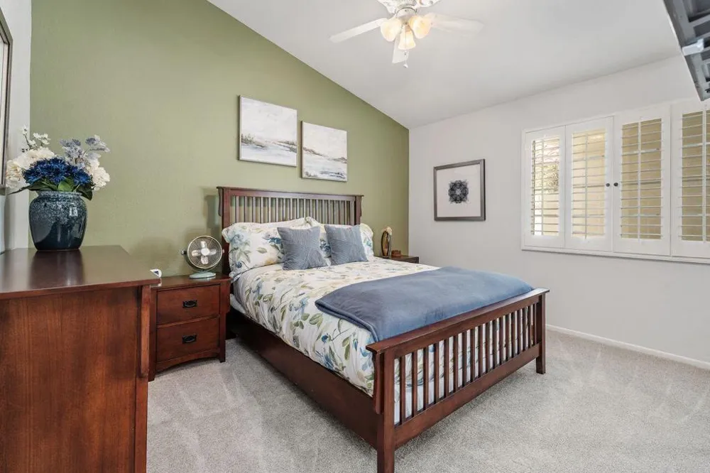 43954 ViA Granada Palm Desert, CA 92211