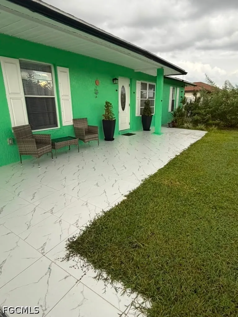 NE 10th Avenue Cape Coral, FL 33909