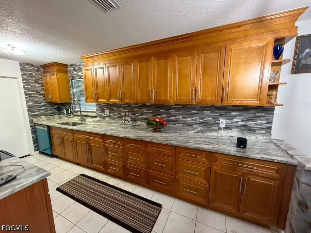 NE 10th Avenue Cape Coral, FL 33909