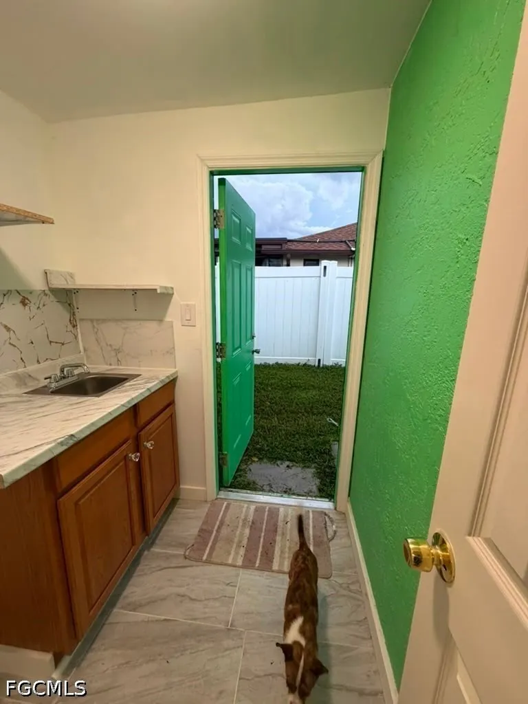 NE 10th Avenue Cape Coral, FL 33909