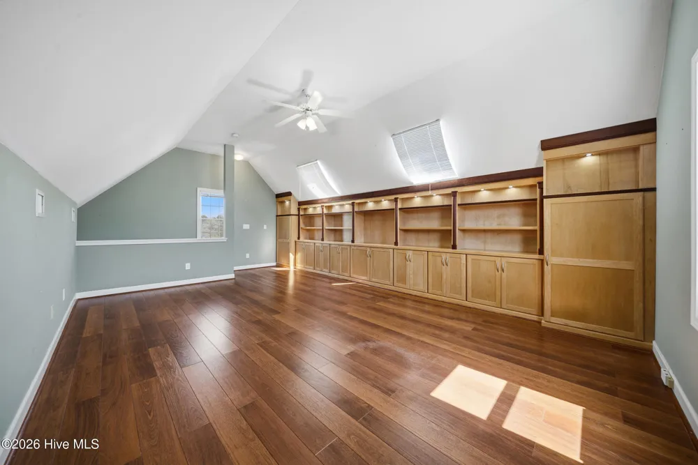 117 Middle Point Road Hampstead, NC 28443