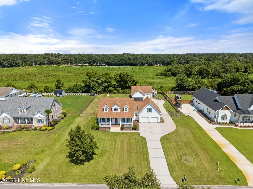117 Middle Point Road Hampstead, NC 28443
