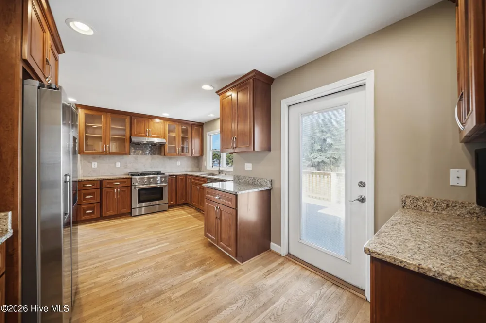 117 Middle Point Road Hampstead, NC 28443