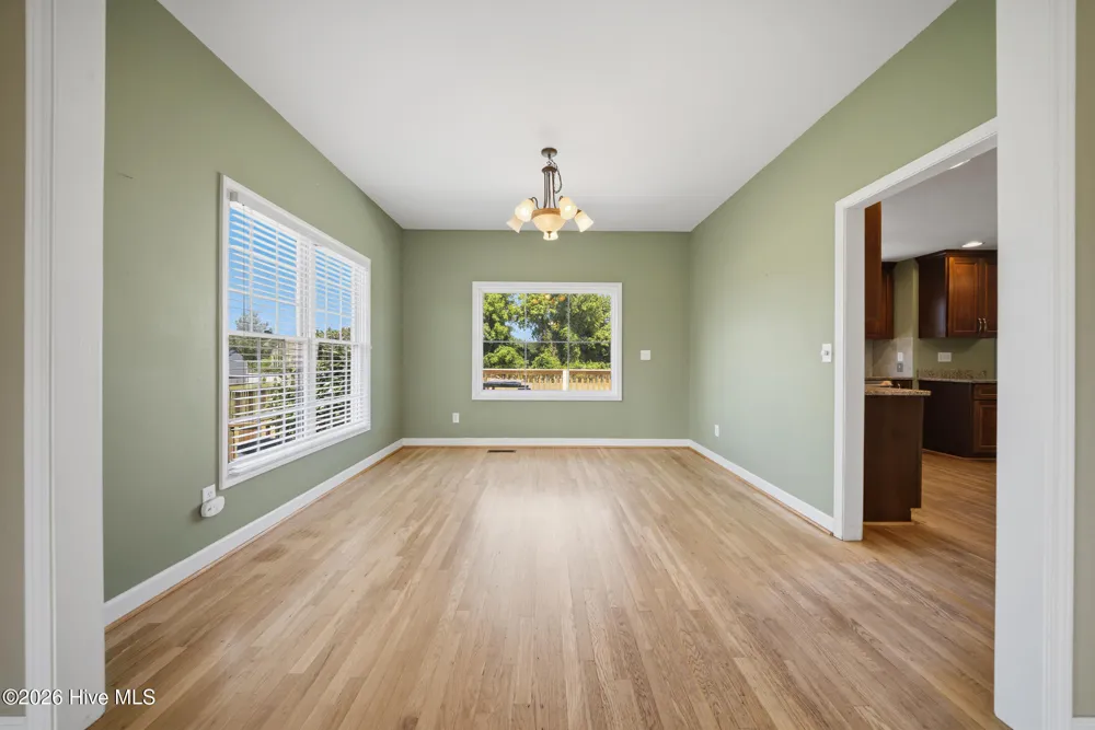 117 Middle Point Road Hampstead, NC 28443