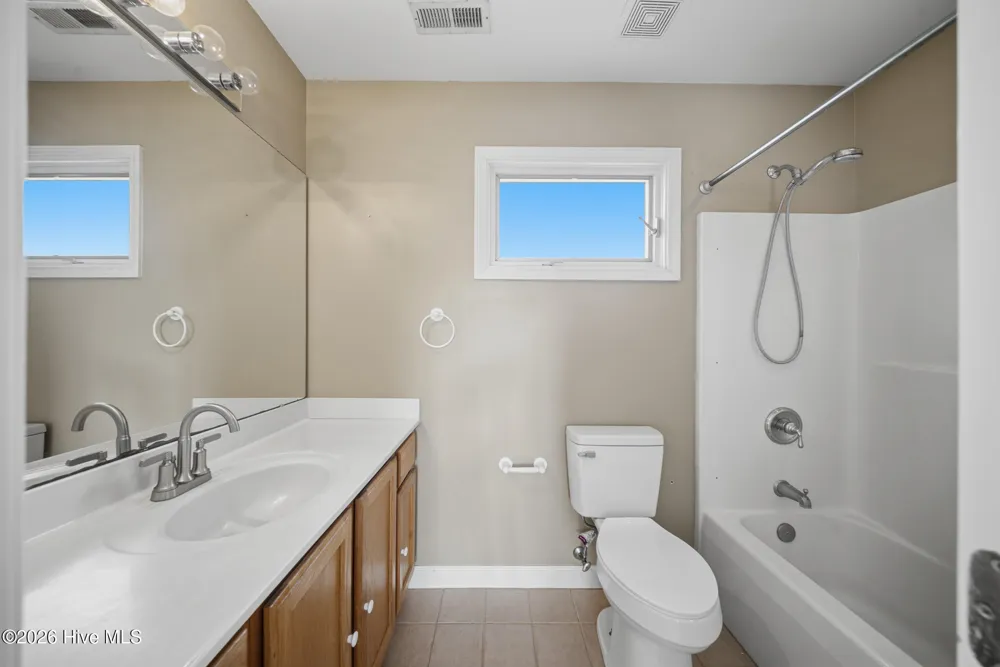 117 Middle Point Road Hampstead, NC 28443