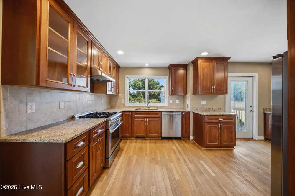 117 Middle Point Road Hampstead, NC 28443