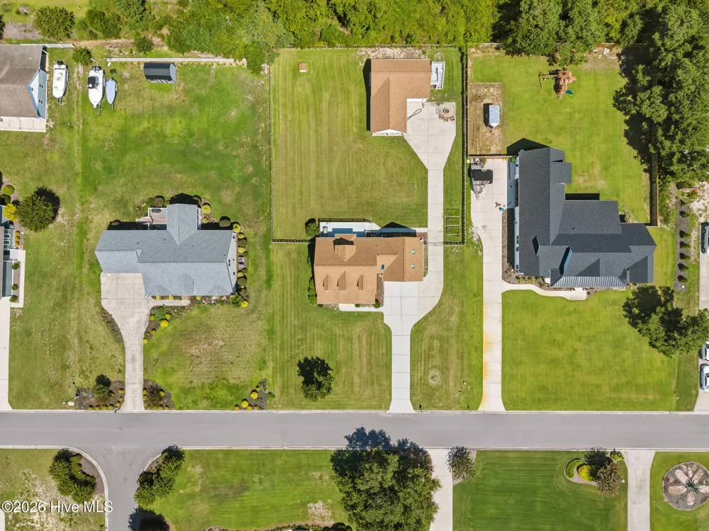 117 Middle Point Road Hampstead, NC 28443
