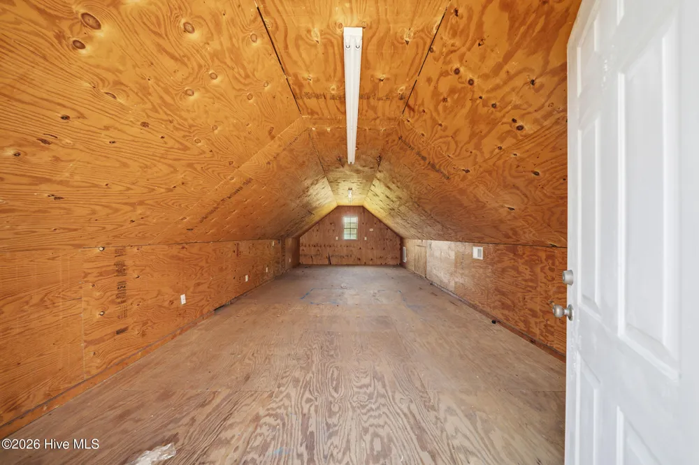 117 Middle Point Road Hampstead, NC 28443