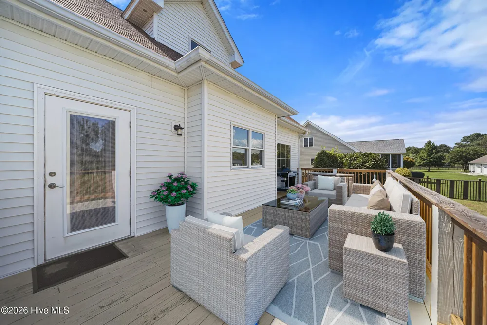 117 Middle Point Road Hampstead, NC 28443