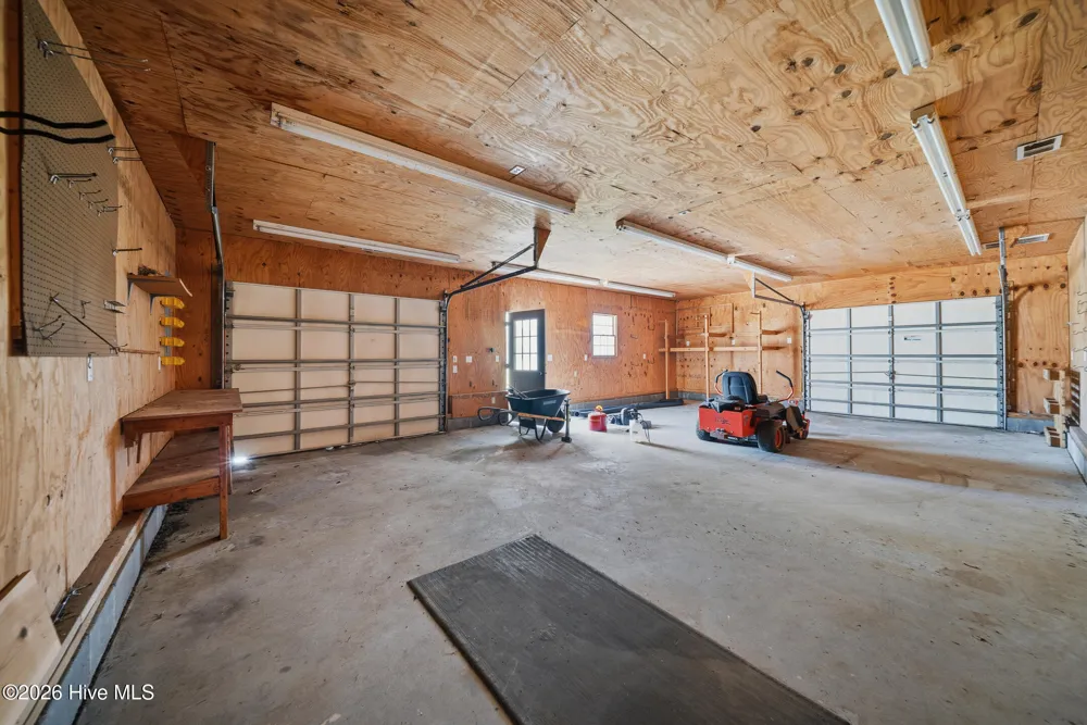 117 Middle Point Road Hampstead, NC 28443