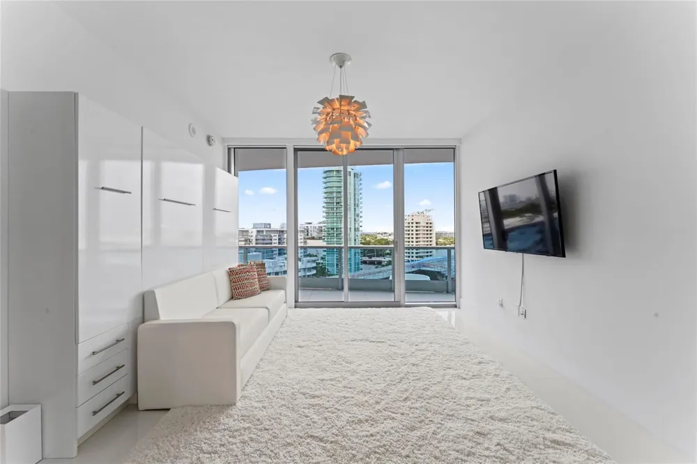 5959 COLLINS AVENUE #1203 Miami Beach, FL 33140