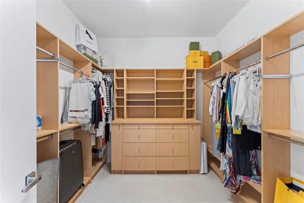5959 COLLINS AVENUE #1203 Miami Beach, FL 33140