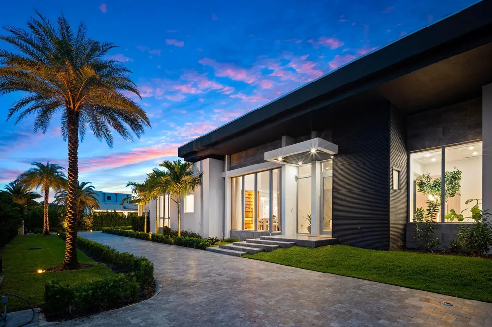 11780 NW 15TH STREET Plantation, FL 33323