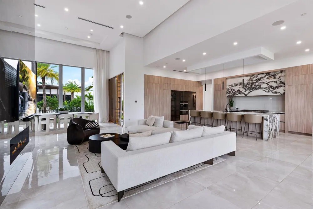 11780 NW 15TH STREET Plantation, FL 33323