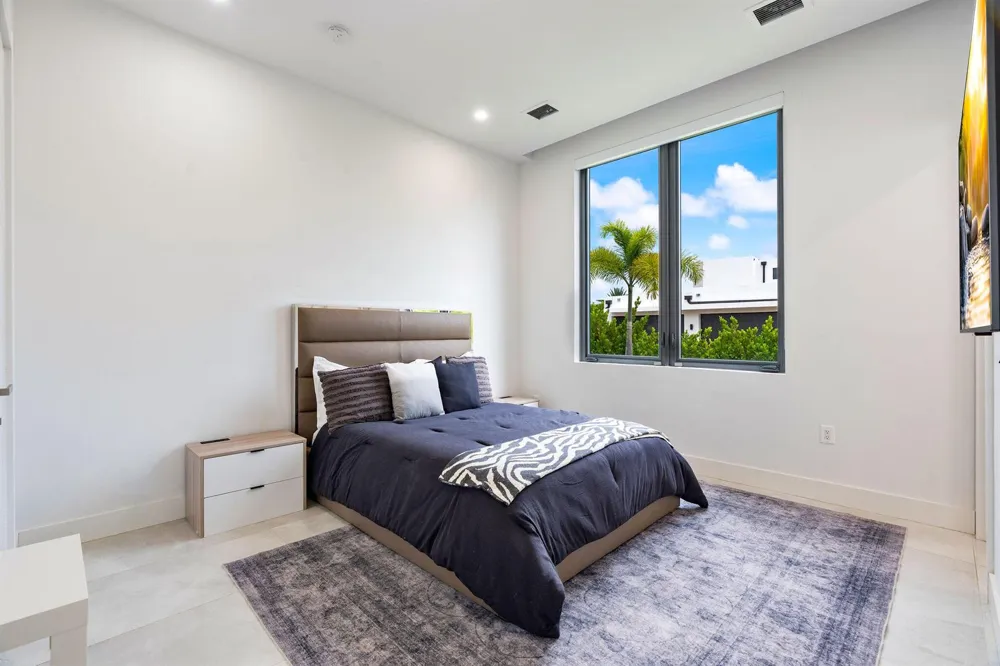 11780 NW 15TH STREET Plantation, FL 33323