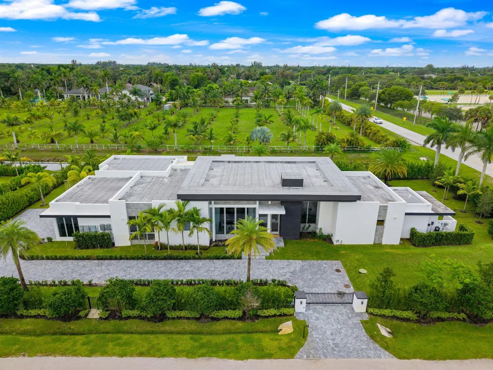 11780 NW 15TH STREET Plantation, FL 33323