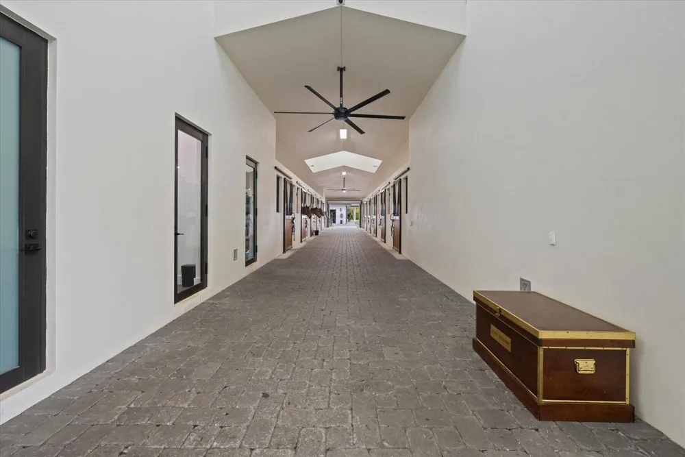 2984 Appaloosa Trail Wellington, FL 33414
