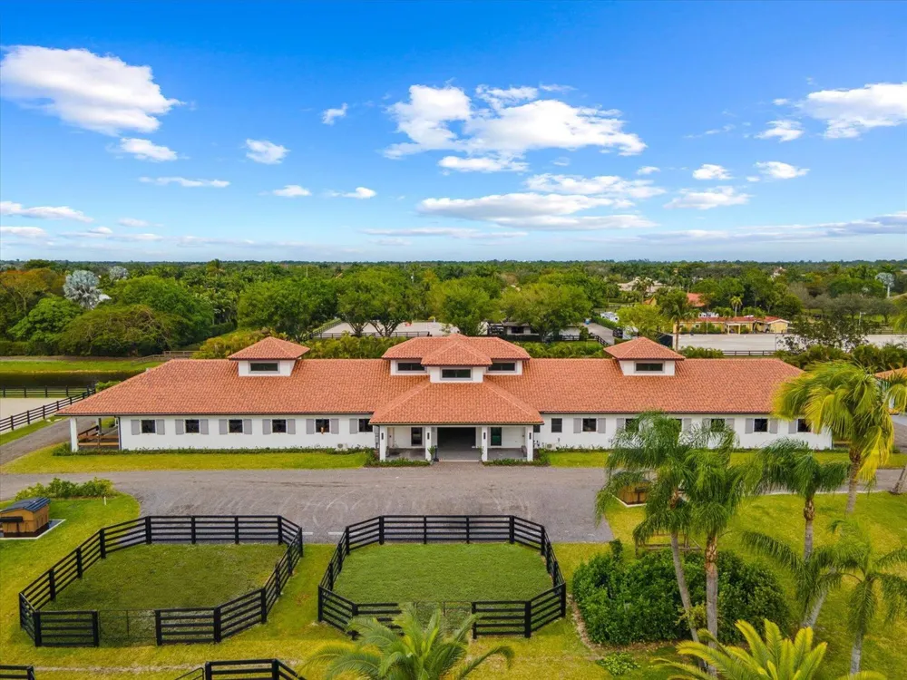 2984 Appaloosa Trail Wellington, FL 33414