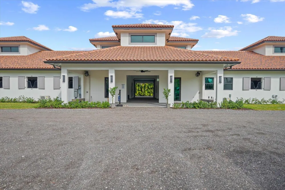 2984 Appaloosa Trail Wellington, FL 33414