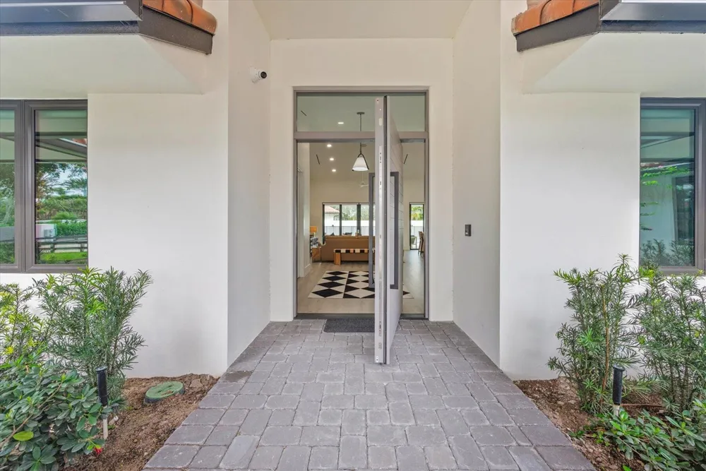 2984 Appaloosa Trail Wellington, FL 33414