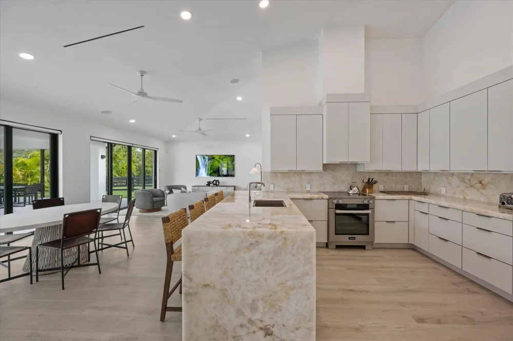 2984 Appaloosa Trail Wellington, FL 33414